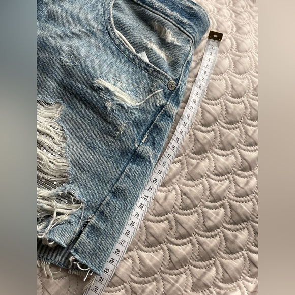 PISTOLA Ripped Jean Shorts With Metallic Pockets Y2K - Picture 9 of 9